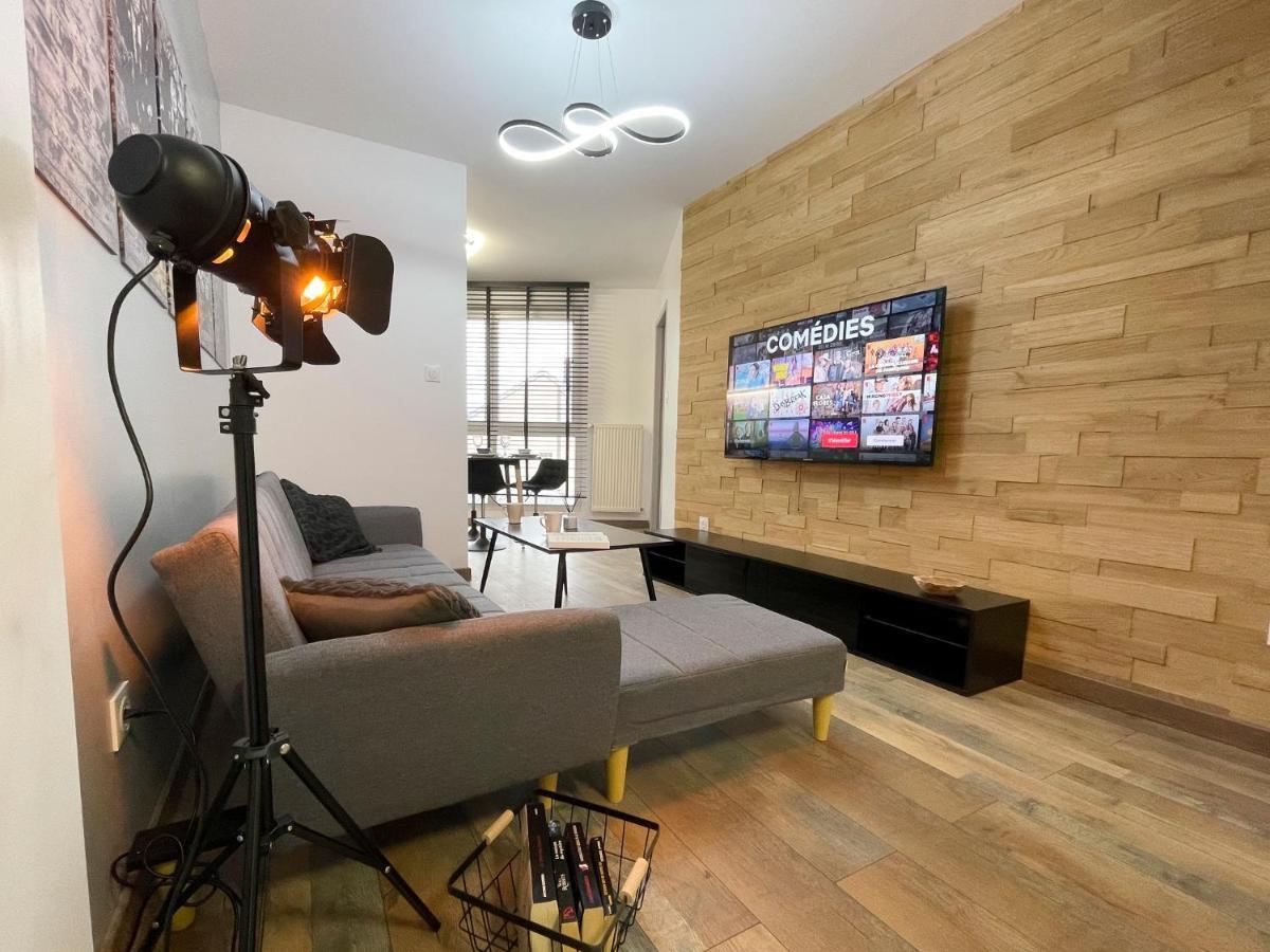 Easy Location - Parking - Free Wifi - Tourism And Business Apartman Freyming-Merlebach Kültér fotó